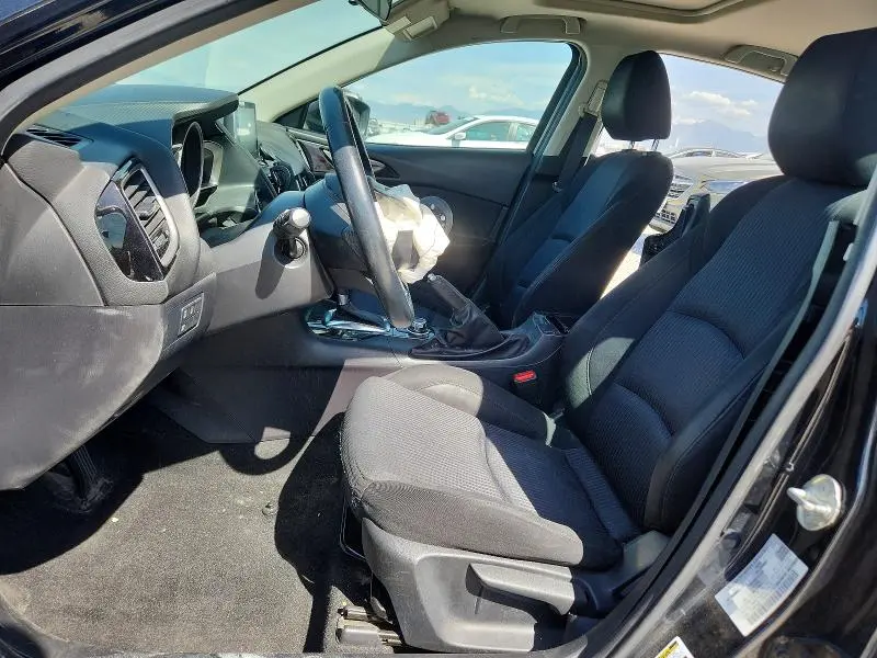 2016 MAZDA 3 TOURING  