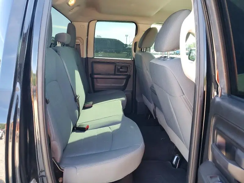 2015 RAM 1500 ST  