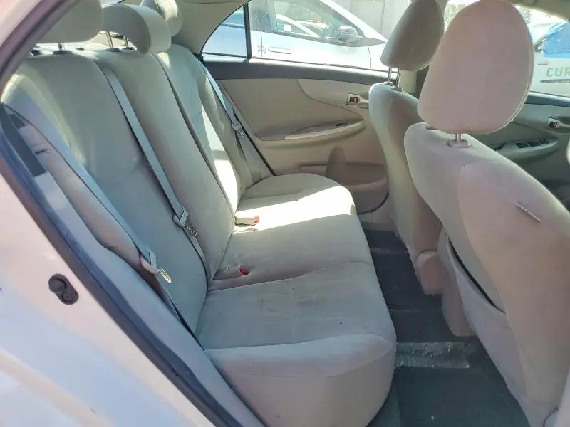 2012 TOYOTA COROLLA LE  