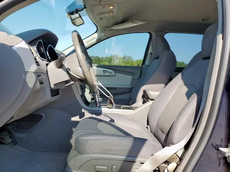 2011 CHEVROLET TRAVERSE LT  