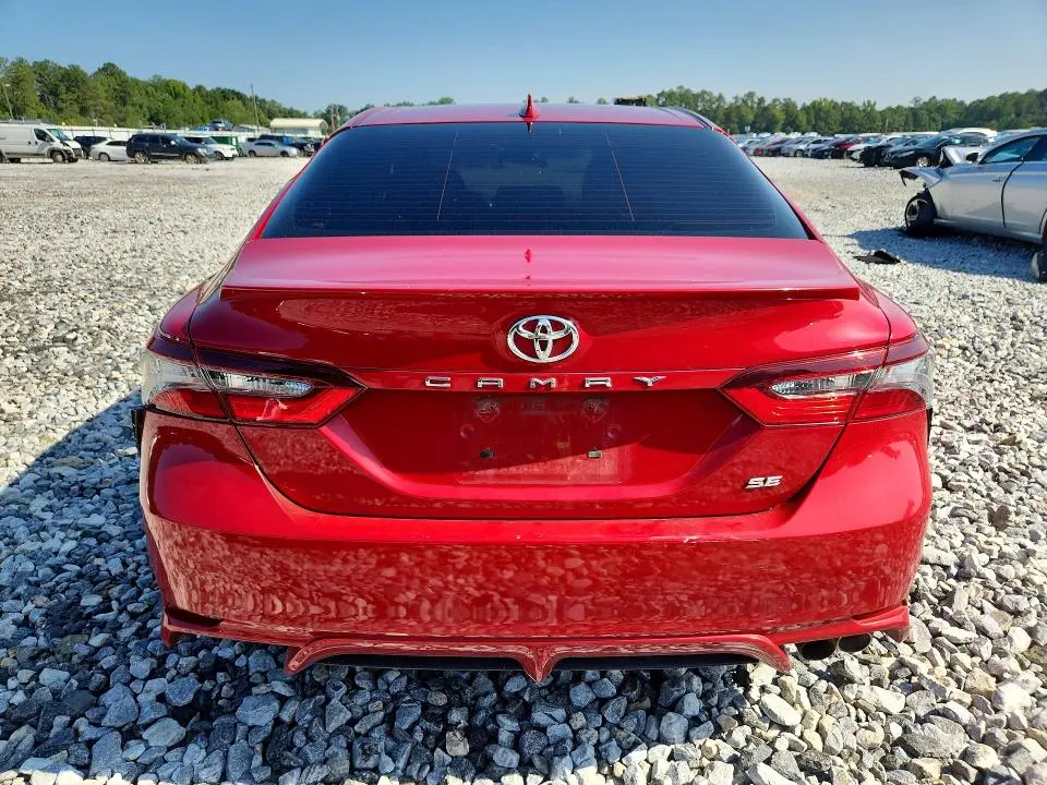 2021 TOYOTA CAMRY SE  