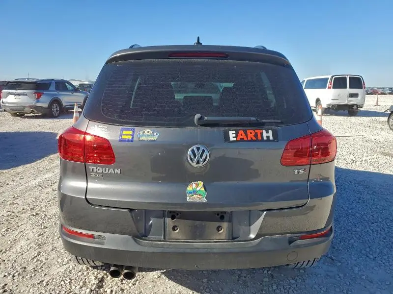 2017 VOLKSWAGEN TIGUAN S  