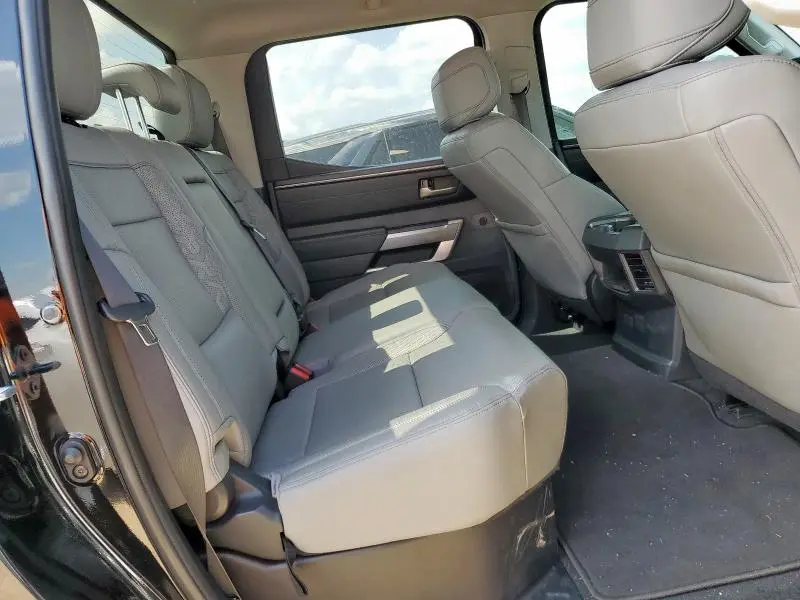 2023 TOYOTA TUNDRA CREWMAX SR  