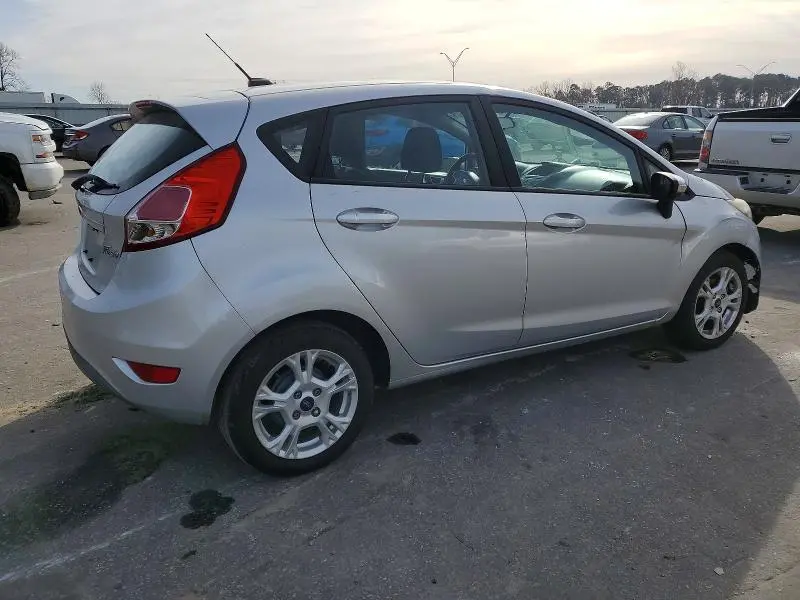 2016 FORD FIESTA SE  