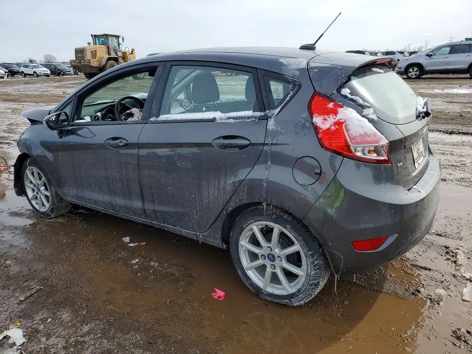 2016 FORD FIESTA SE  
