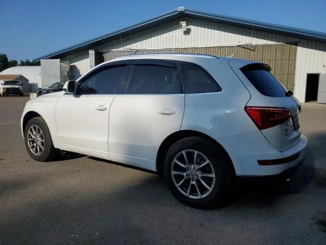 2010 AUDI Q5 PREMIUM  