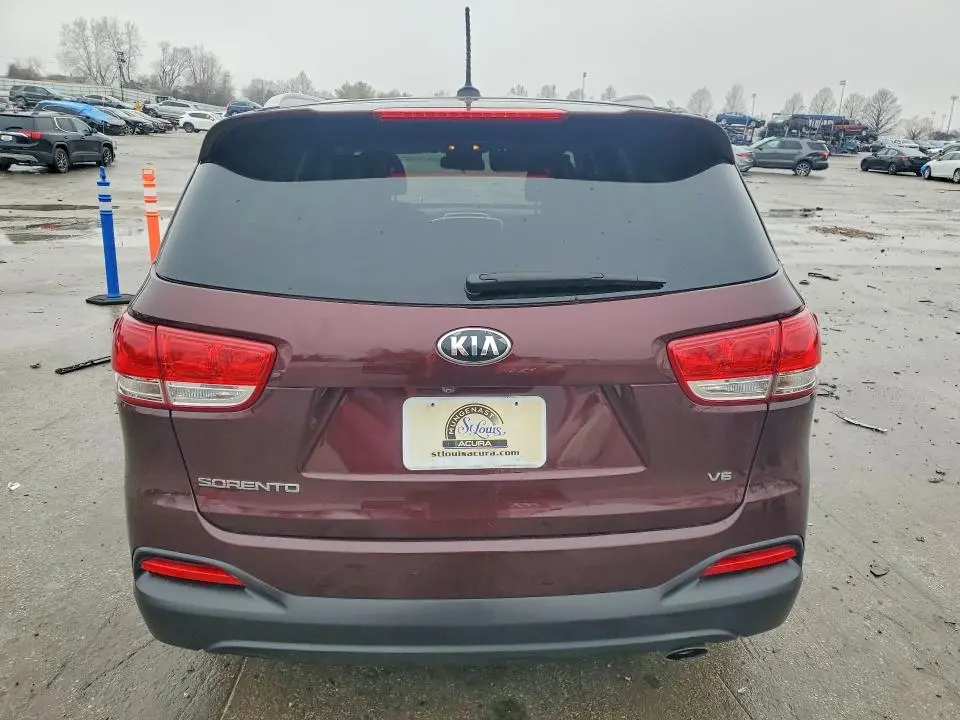 2018 KIA SORENTO LX V6  