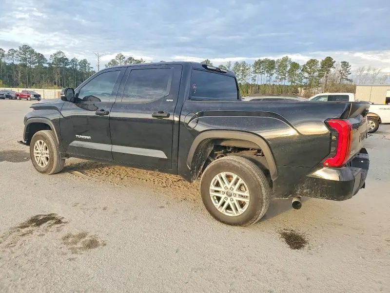 2024 TOYOTA TUNDRA CREWMAX SR  
