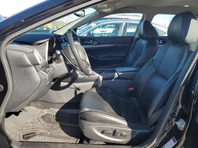 2021 NISSAN MAXIMA SV  