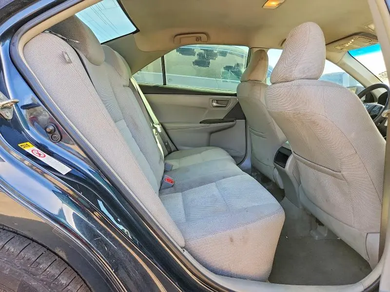 2017 TOYOTA CAMRY LE  