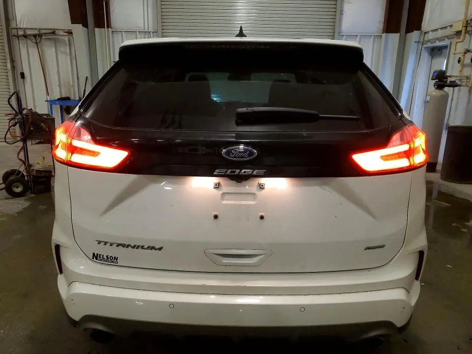 2021 FORD EDGE TITANIUM  