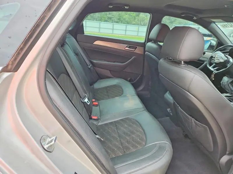 2018 HYUNDAI SONATA SPORT  