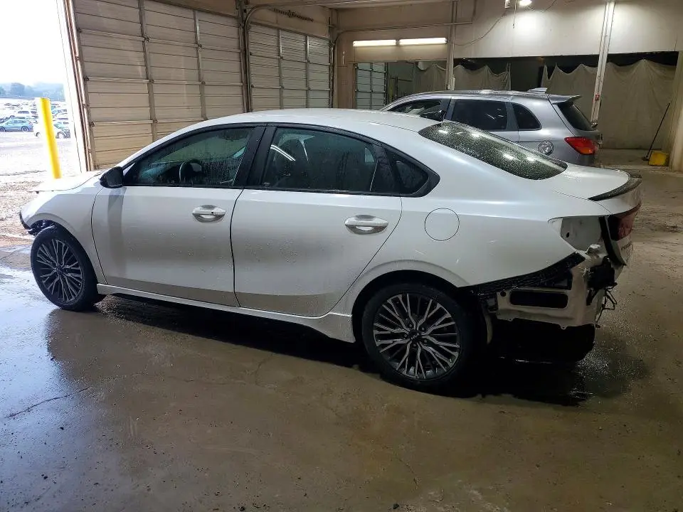 2024 KIA FORTE GT LINE  