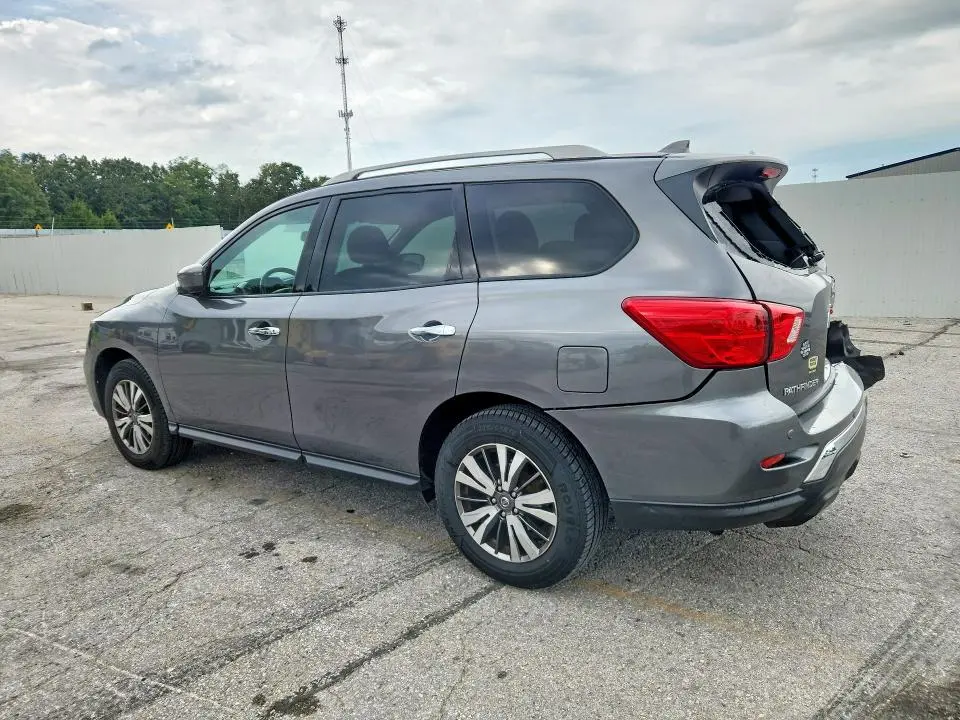 2019 NISSAN PATHFINDER SV  