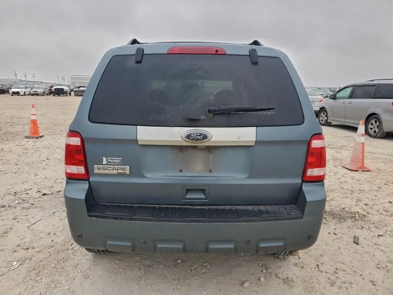 2011 FORD ESCAPE LIMITED  