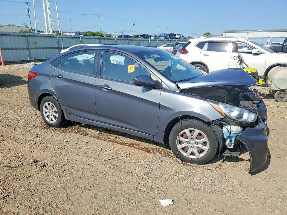 2012 HYUNDAI ACCENT GLS  