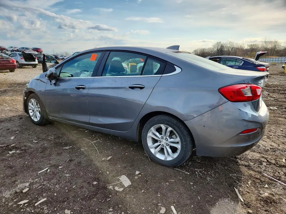 2019 CHEVROLET CRUZE LT  