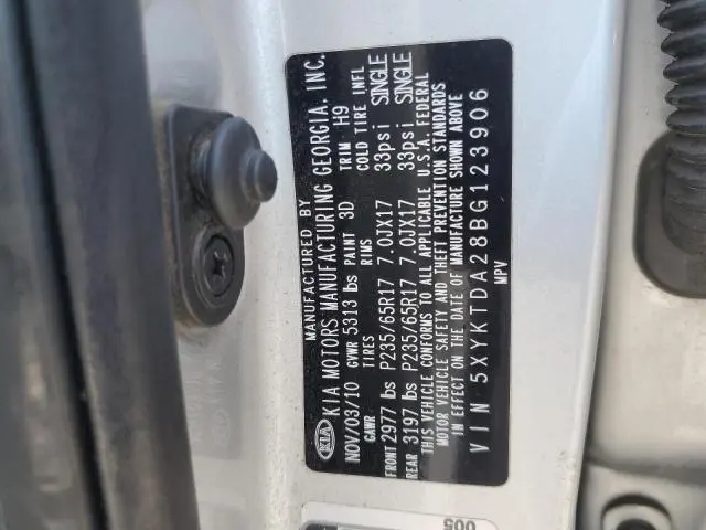 2011 KIA SORENTO BASE  