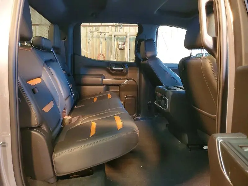 2021 GMC SIERRA K1500 AT4  