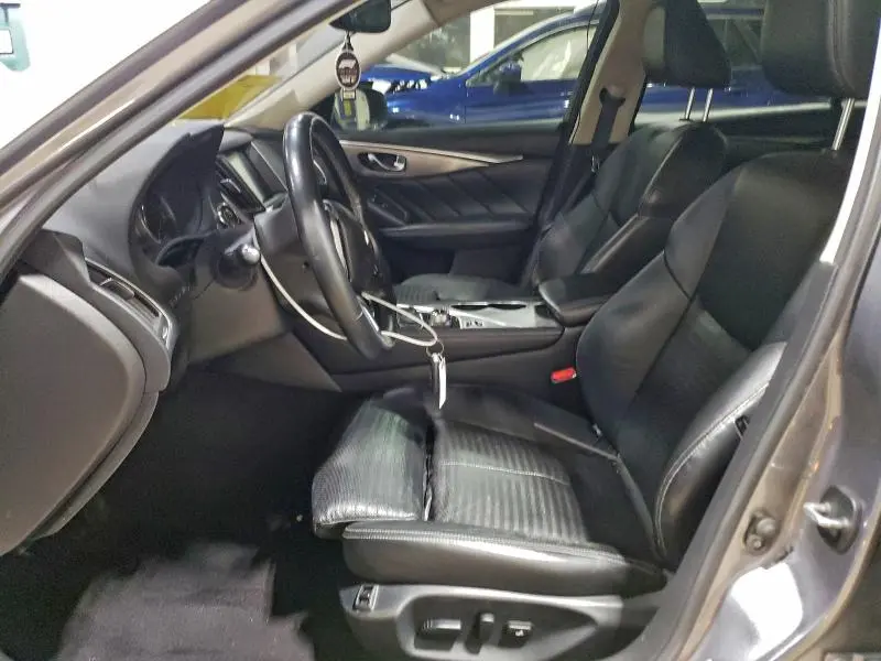 2019 INFINITI Q50 LUXE  