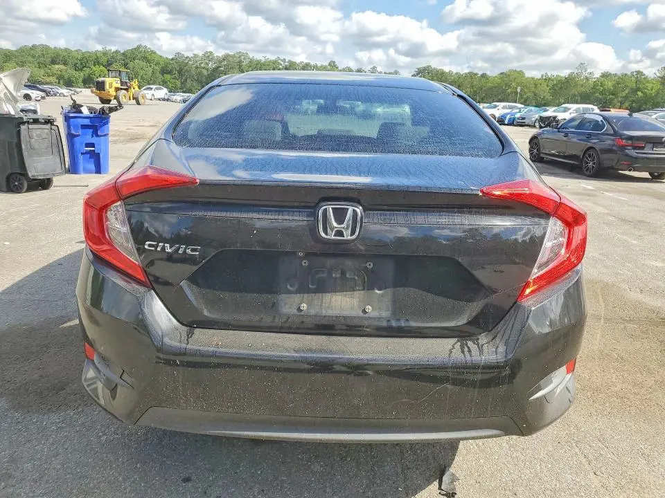 2018 HONDA CIVIC LX  