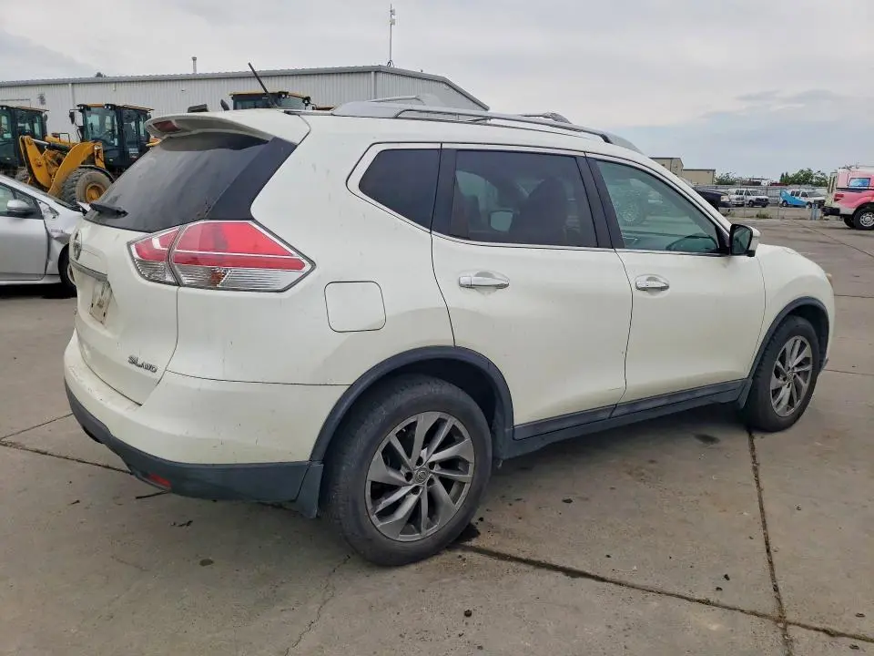 2015 NISSAN ROGUE S  