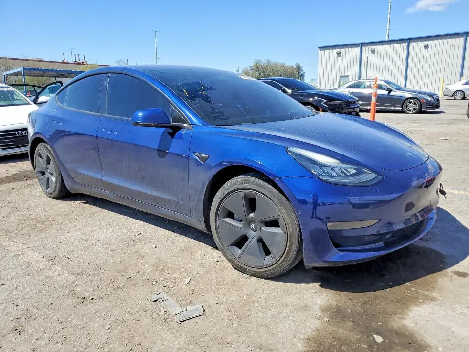 2018 TESLA MODEL 3   