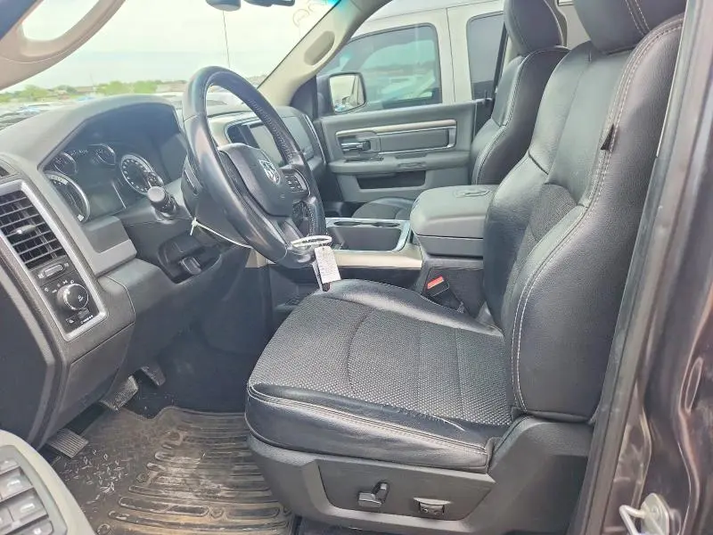 2018 RAM 1500 SLT  