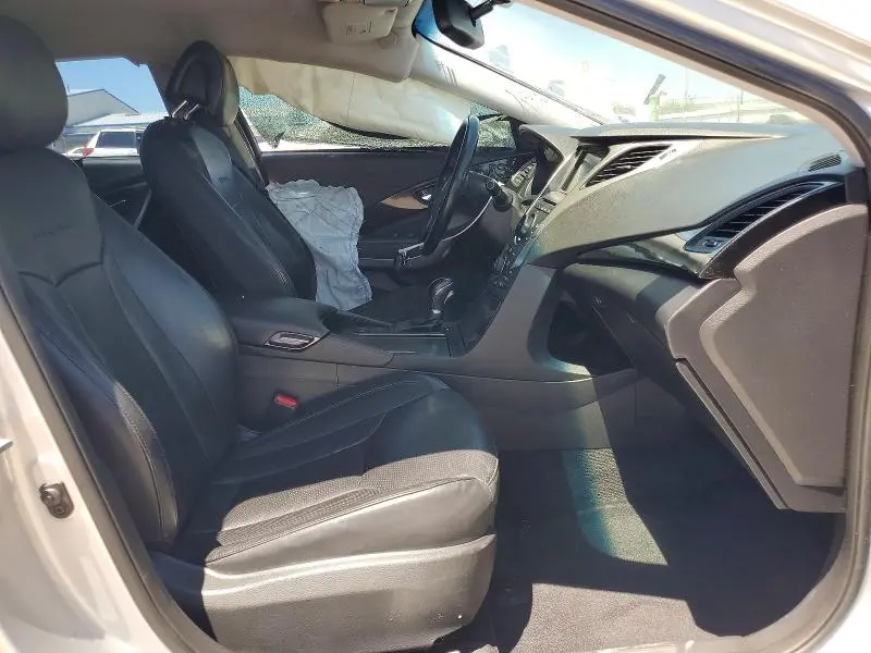 2013 HYUNDAI AZERA BASE  