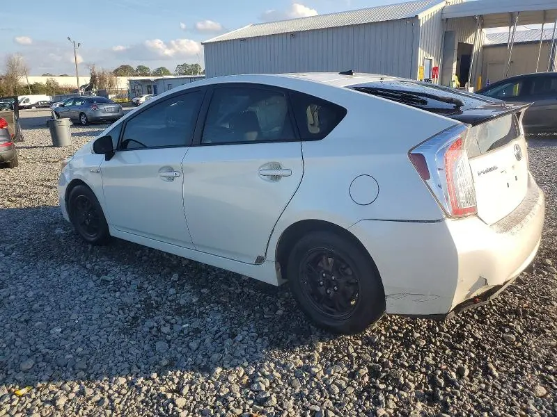 2015 TOYOTA PRIUS THREE  