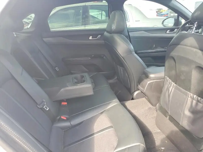 2023 KIA K5 GT LINE  