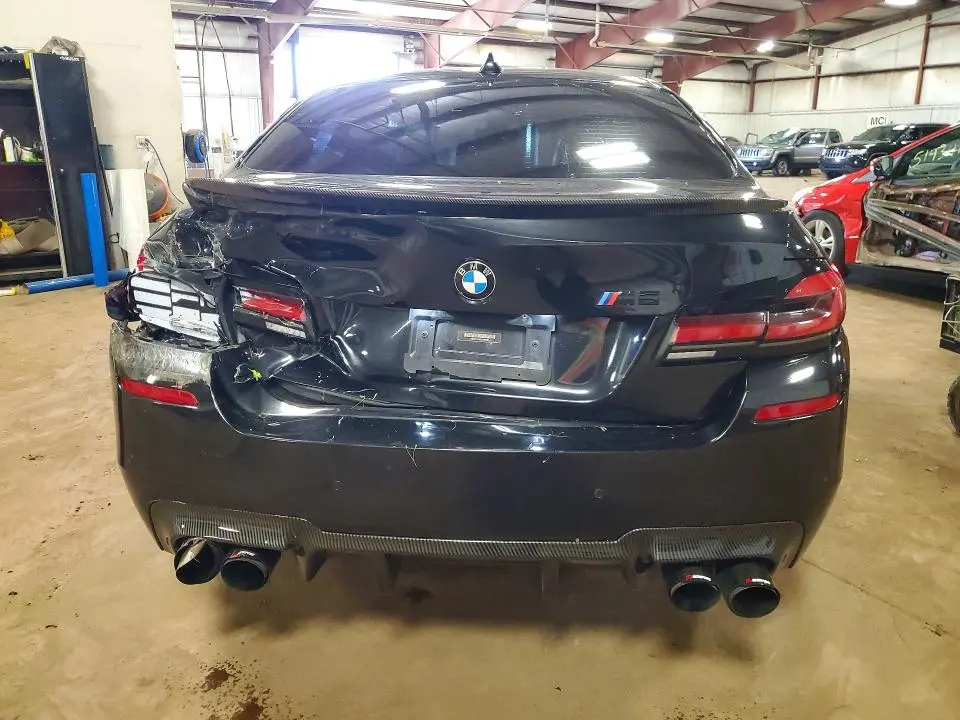 2013 BMW M5   