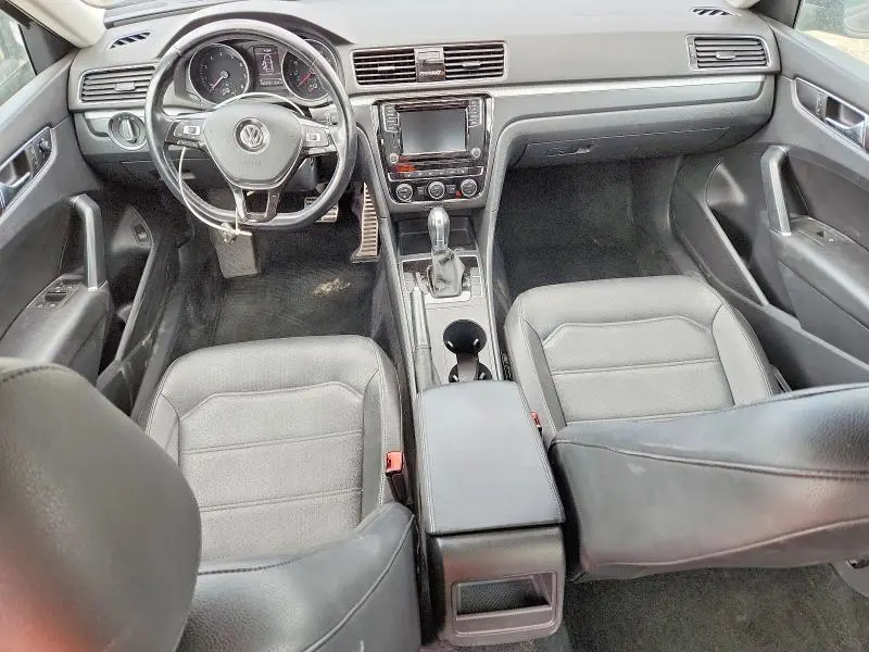 2018 VOLKSWAGEN PASSAT S  