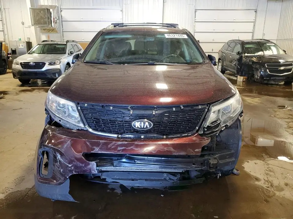 2014 KIA SORENTO LX  