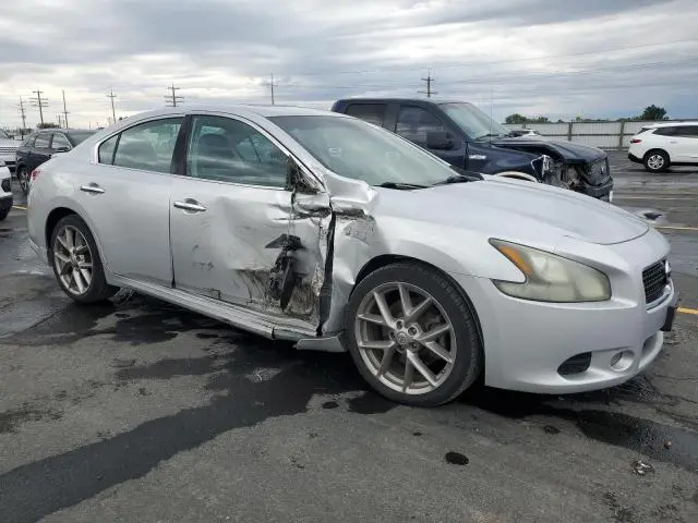 2011 NISSAN MAXIMA S  