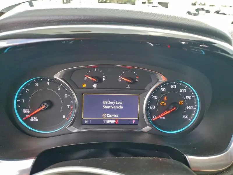 2020 CHEVROLET TRAVERSE LT  