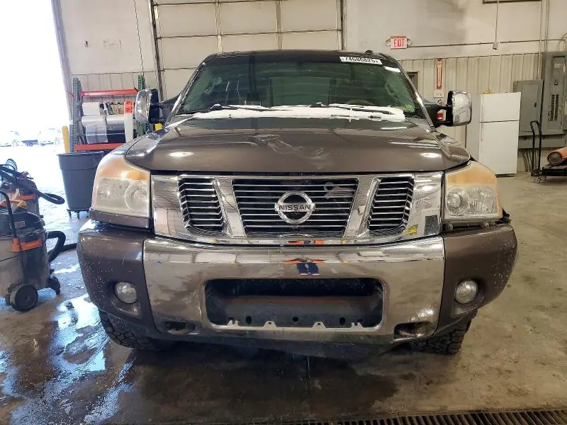 2014 NISSAN TITAN S  
