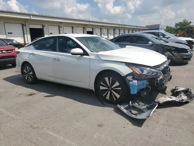 2021 NISSAN ALTIMA SV  