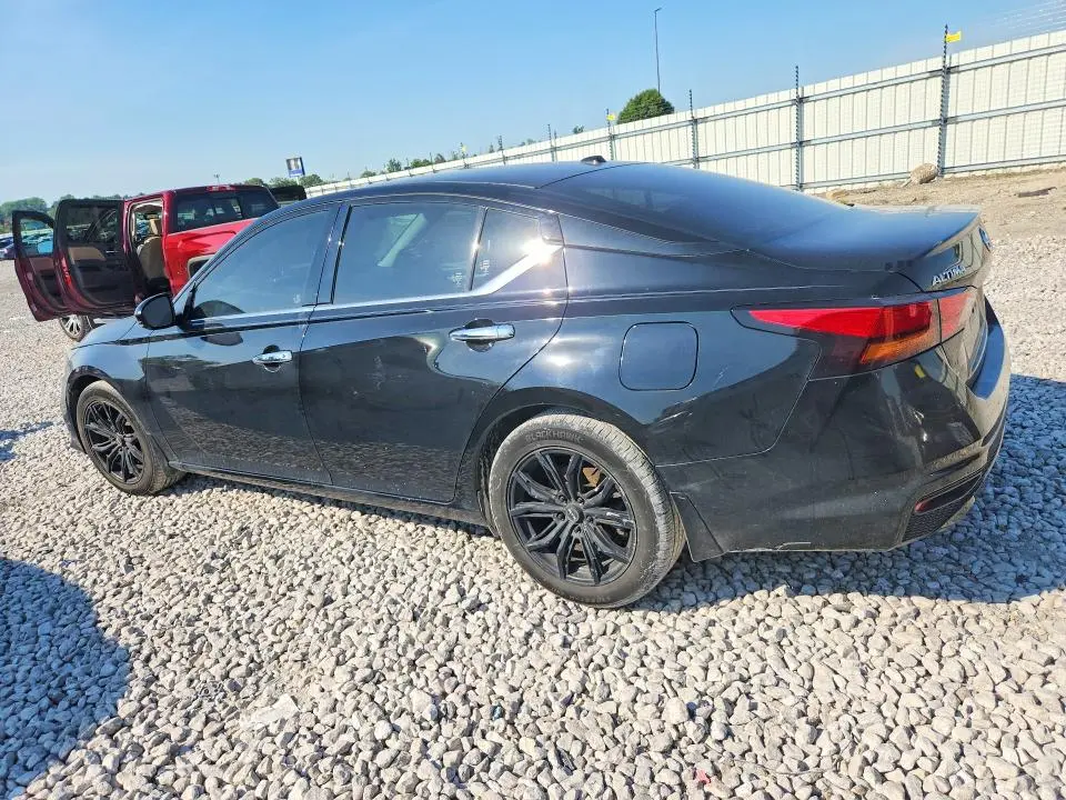 2019 NISSAN ALTIMA SV  