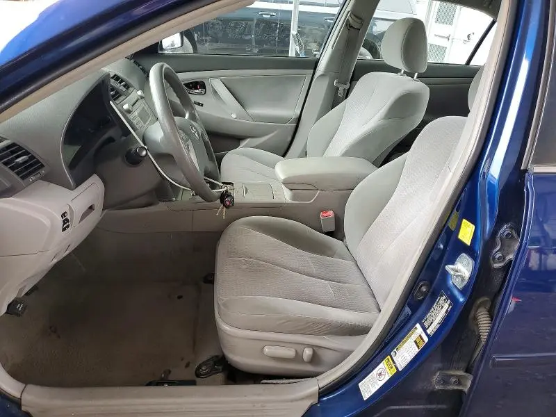 2011 TOYOTA CAMRY LE  