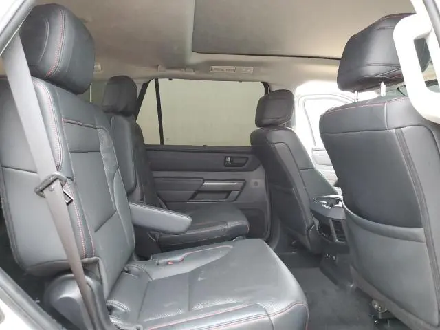 2023 TOYOTA SEQUOIA SR5  