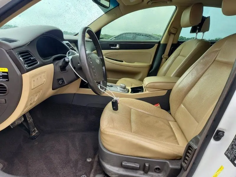 2011 HYUNDAI GENESIS 3.8L  