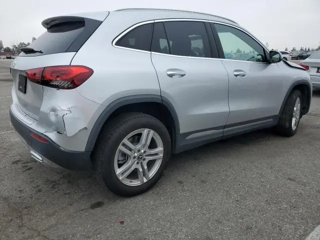 2021 MERCEDES-BENZ GLA 250  
