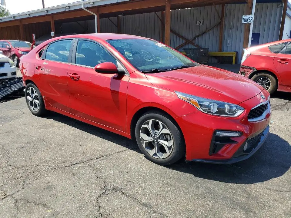 2021 KIA FORTE LXS  