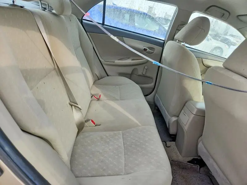 2010 TOYOTA COROLLA BASE  