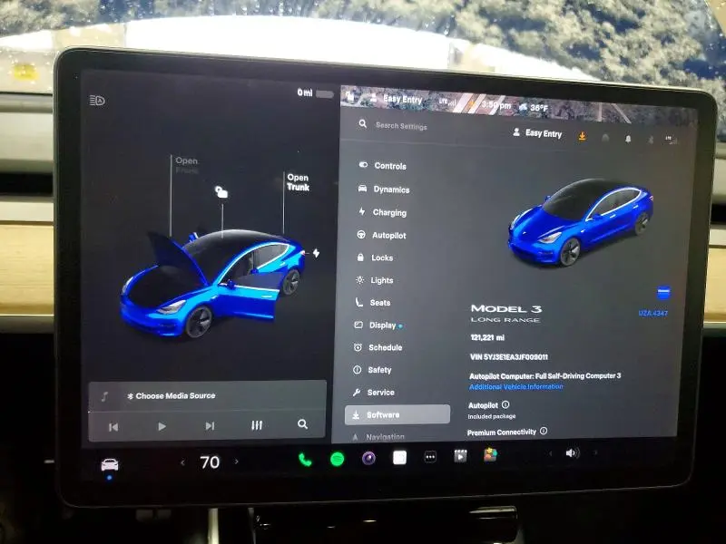 2018 TESLA MODEL 3   