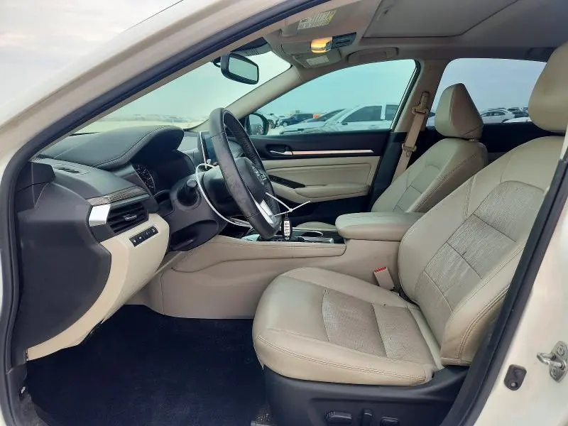 2020 NISSAN ALTIMA SL  