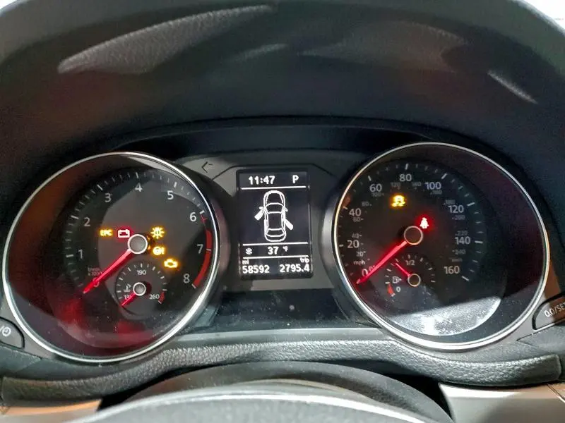 2016 VOLKSWAGEN PASSAT S  