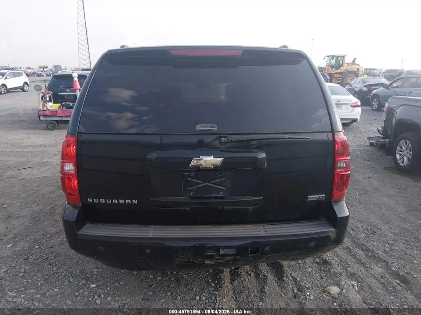 2011 CHEVROLET SUBURBAN 1500 LT1