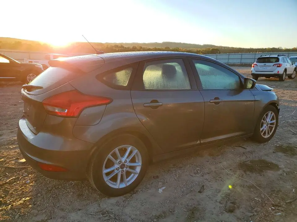 2018 FORD FOCUS SE  